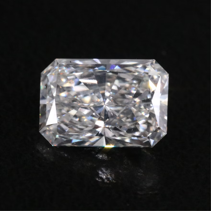 1.33 CT H VS1 Lab Grown Diamond | LG636485553